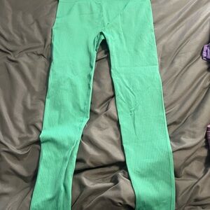 ZYIA Green Ribbed Leggings
